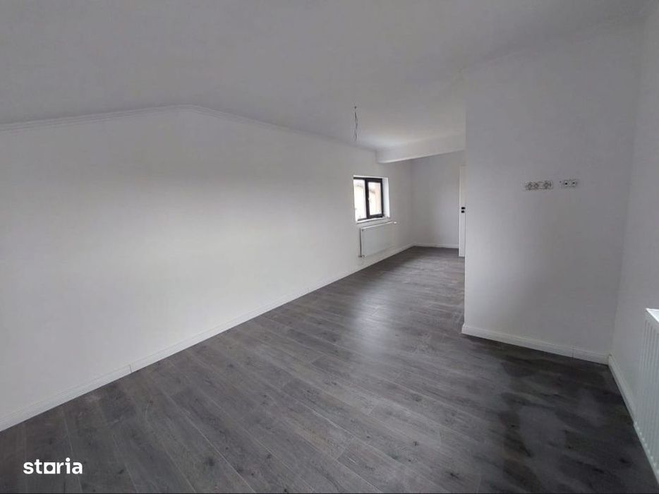 Casa cu finisaje, 216 mp, zona Parcul Romanescu