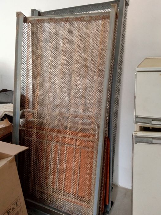 Продам 2 панцерные кровати