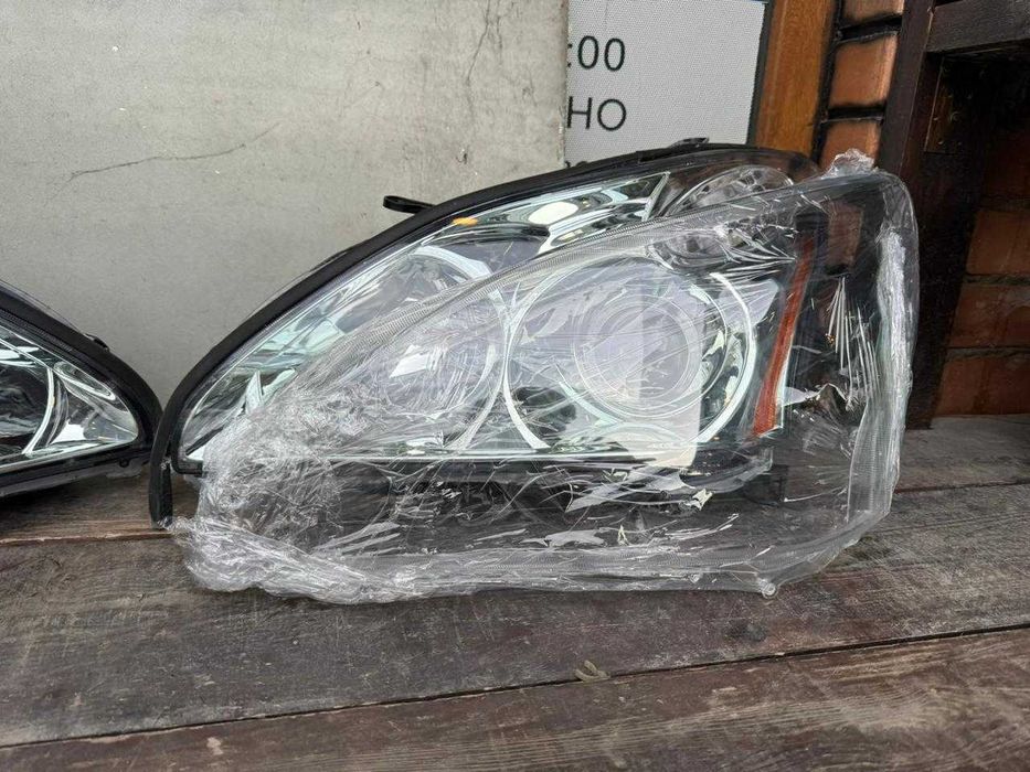 Стекла фар RX300