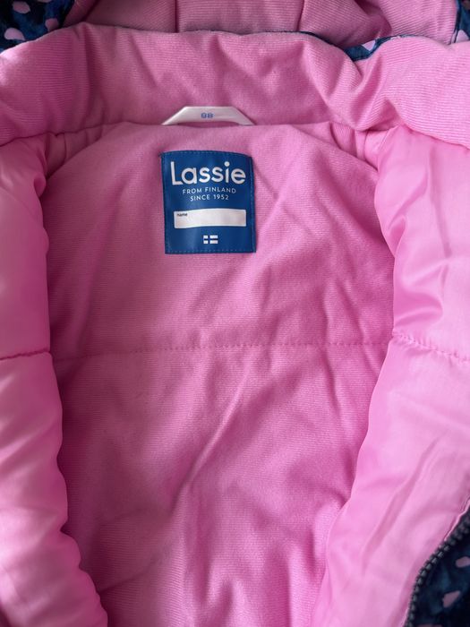 Продам зимний комбинезон Lassie