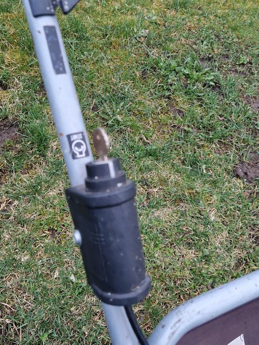 Mașină de tuns iarba Einhell