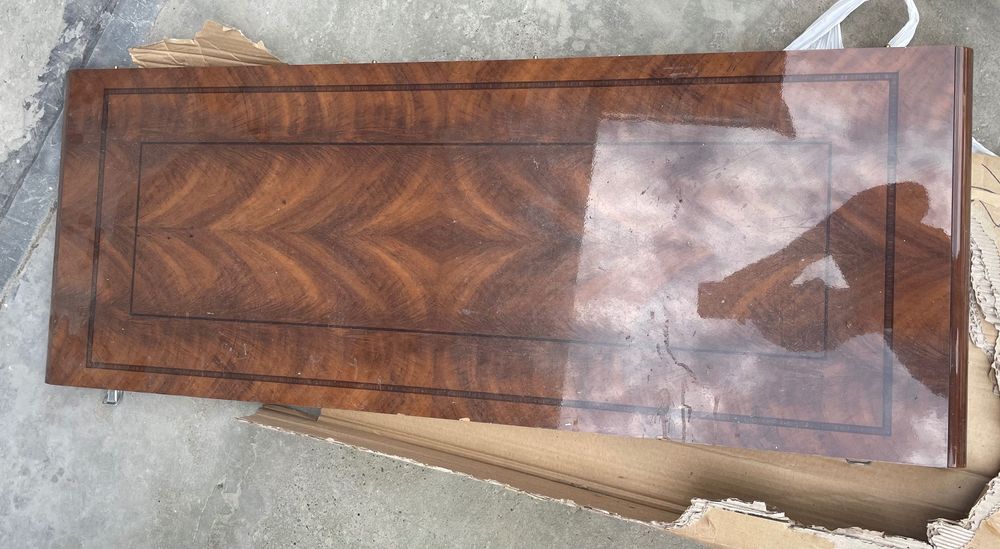 Разтегателна Орехова маса