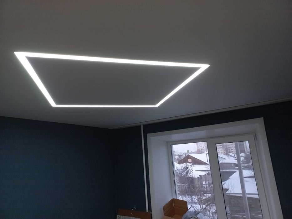 Натяжные потолки. Слив воды.