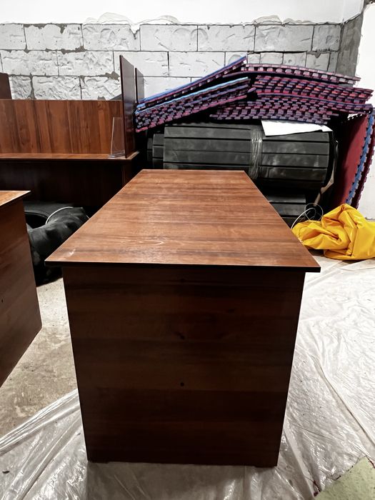 Срочно столы стулья парты