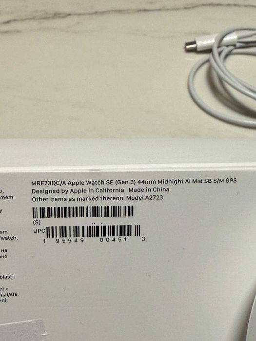 Apple Watch SE Gen 2 44mm Midnight S/M GPS