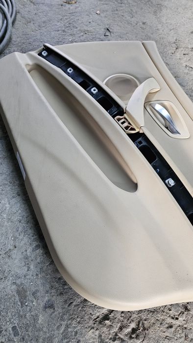 Предни кори за бмв е90 е91 bmw e90 e91 kori на вратите бежови