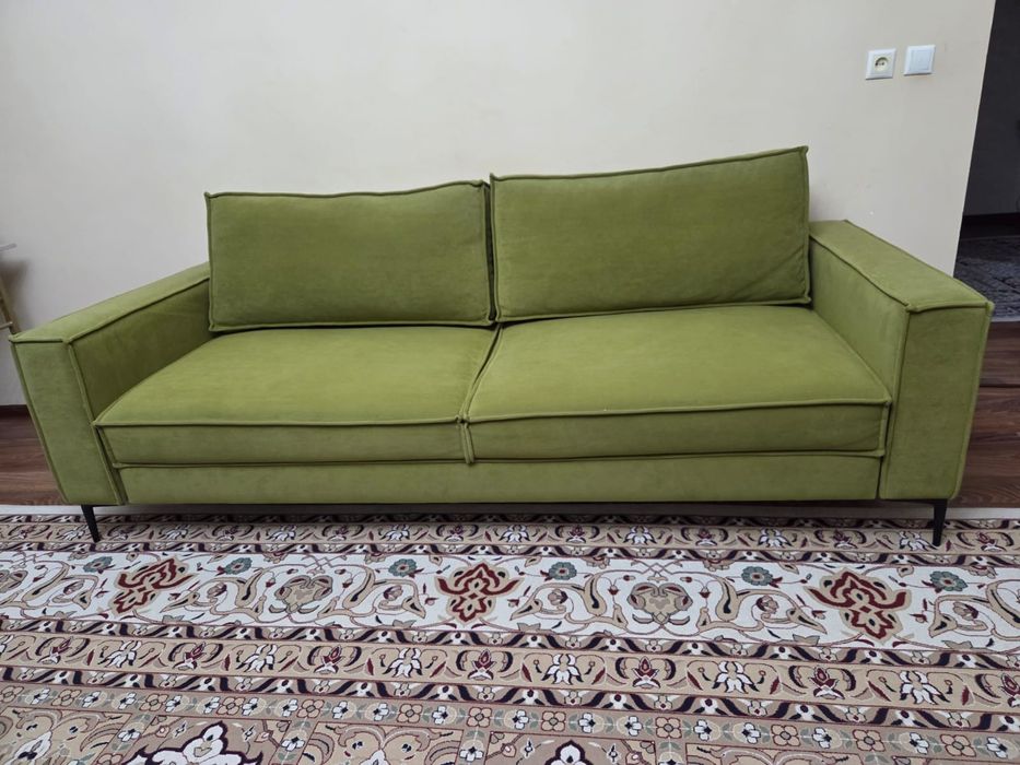 Диван б/у в хорошем состоянии