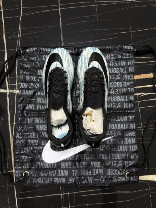 Ghete de fotbal Nike