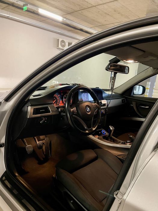 BMW E91 Facelift  320d 2009