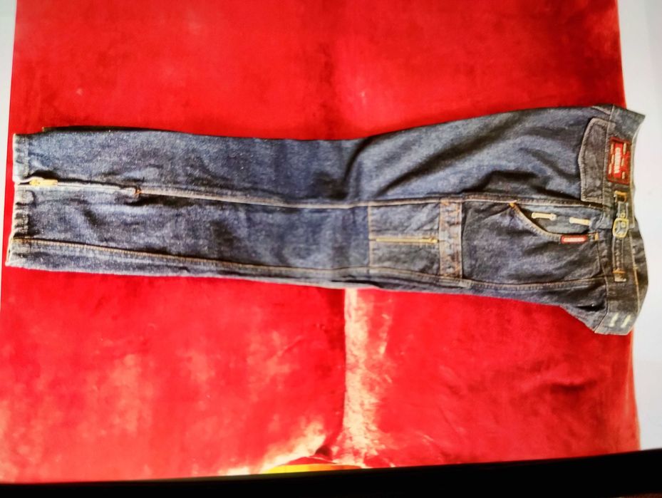 Дънки дълги, летни и черен официален панталон