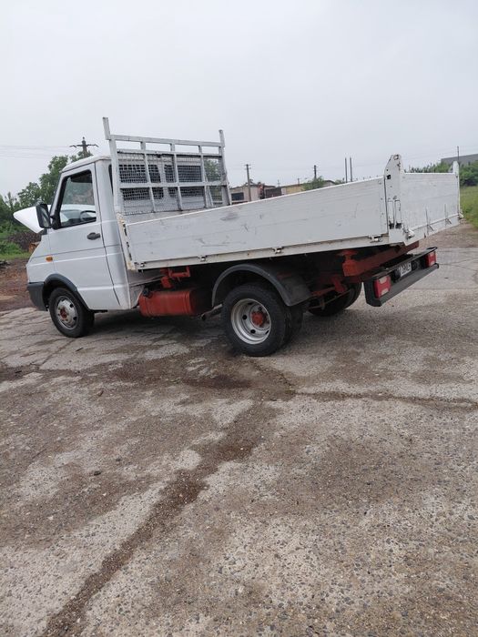 Iveco daily 2.8tdi basculare pe cutie trilaterale