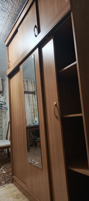 Продам шкаф купе с антресолью б/у