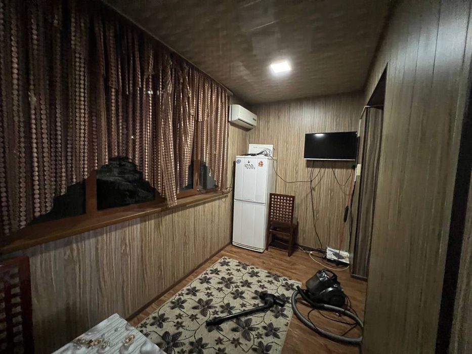 Сдаётся 2х комнатная квартира 
C обстановкой 
В горде Алмалыке