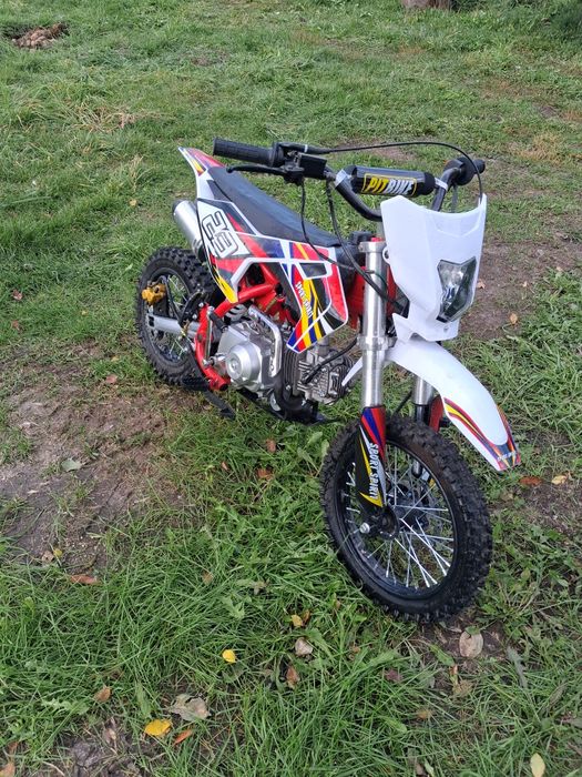 Продам питбайк. Коробка полуавтомат.