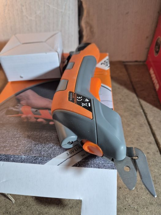 Foarfecă electrică