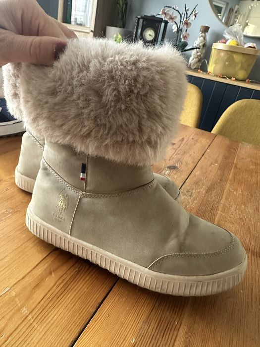 32 p-p Ботушки от естествен велур US POLO