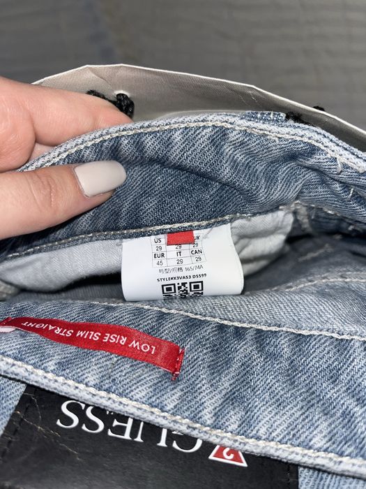 Дънки Guess нови