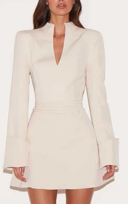 PrettyLittleThing blazer рокля в цвят бадем