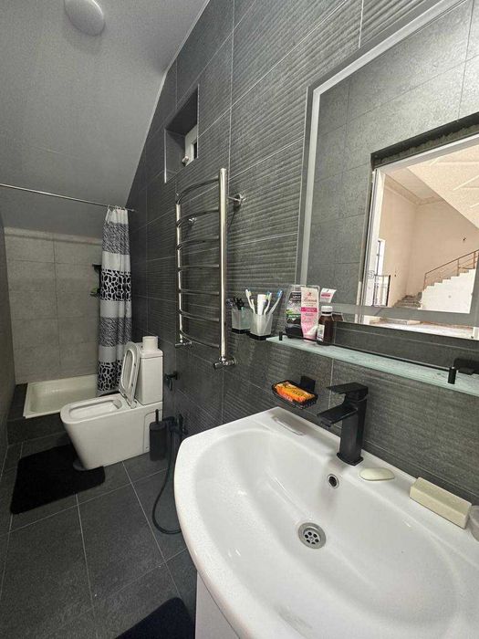 Продается дом, рядом с Абу-Сахи и Ипподромом