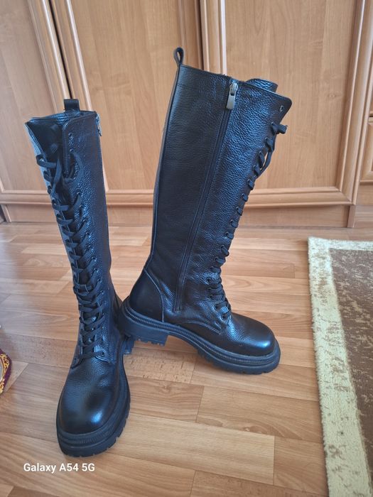 Сапоги натуралка продам