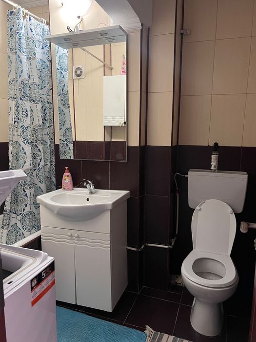Închiriez apartament doua camere