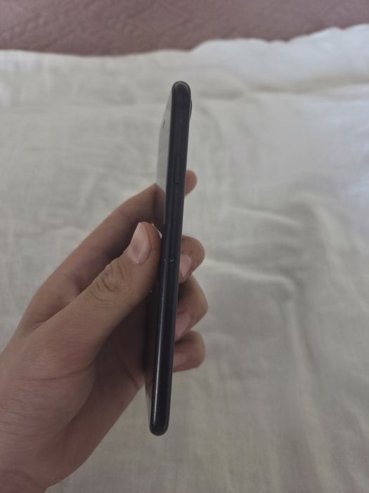 Apple iPhone SE 2 Black 64GB