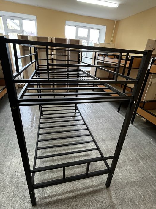 Продаю двухяростный кровать