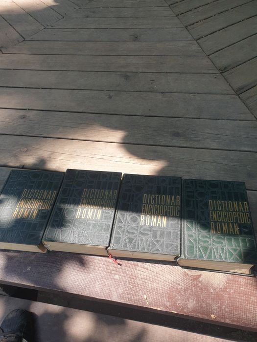 Volumul 1.2.3.4 în stare buns