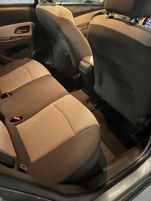 Chevrolete Cruze 2010 1.6 euro 5