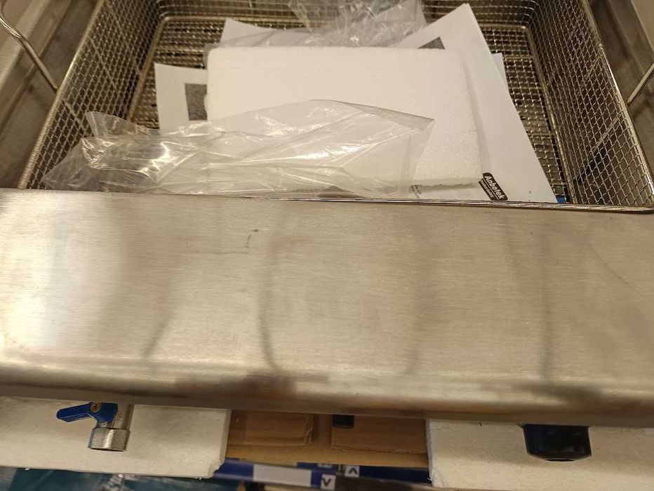 friteuza ,fripteuza fiteosa gogosi noua capacitate 19-26 litri noi