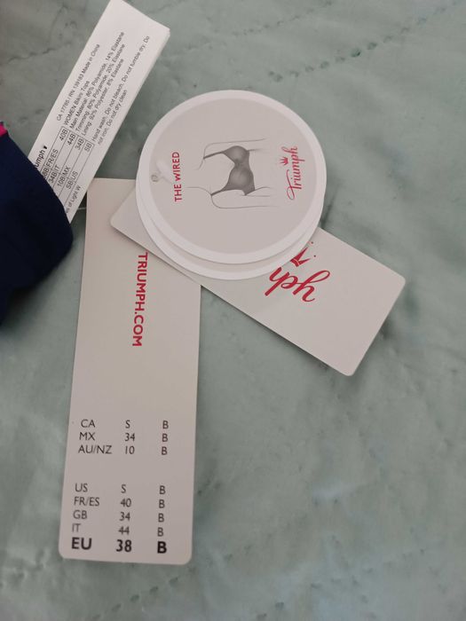 Горнище на бански Triumph M размер