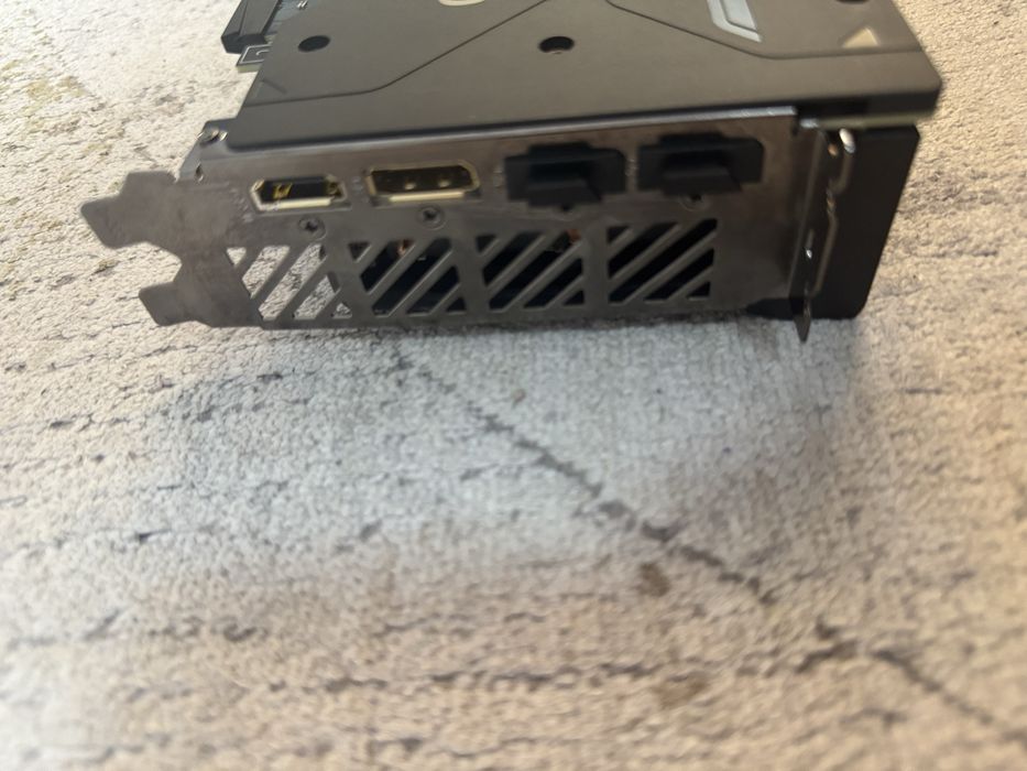 Видеокарта Gigabyte RTX 4070 12gb