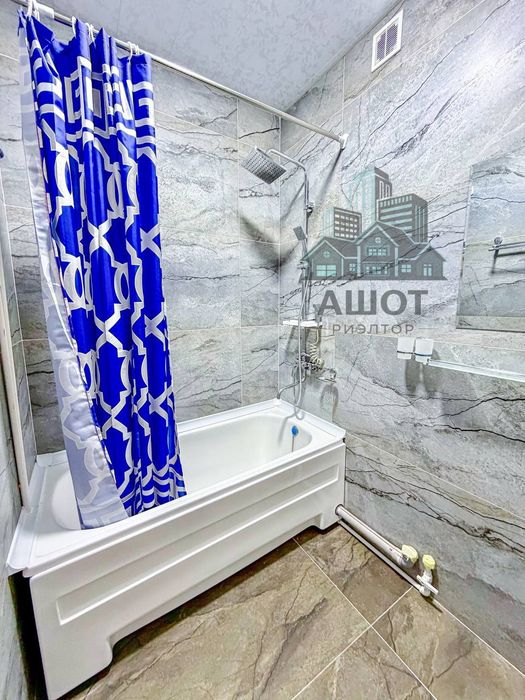 1в2/2/4 массив Феруза,ор-р Таксопарк,новый ремонт,35 м2,балкон 1.5*3