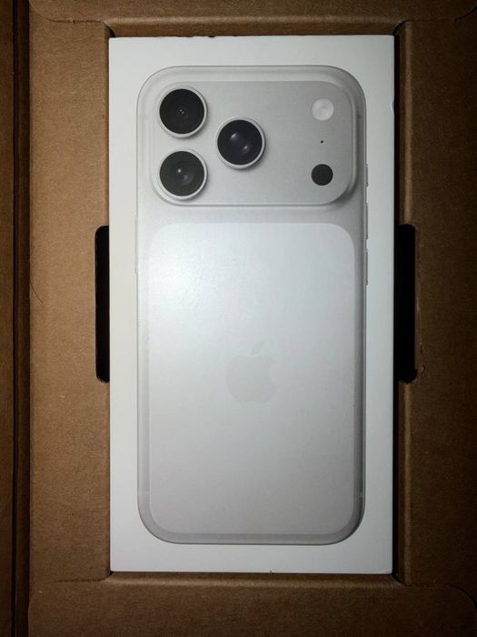 iPhone 17 Pro 256GB Silver Sim
