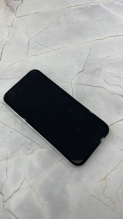 Продам   айфон     16