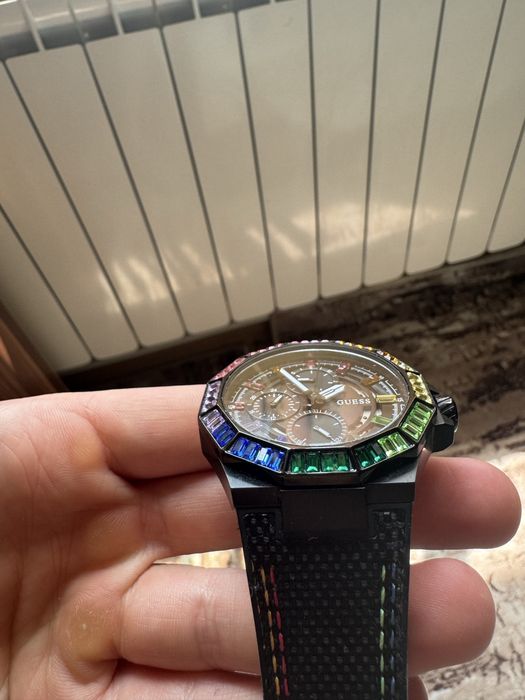 Часовник Guess Rainbow