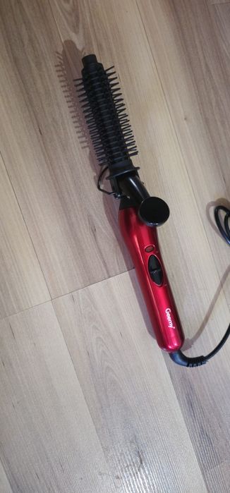 Новая плойка с расческой