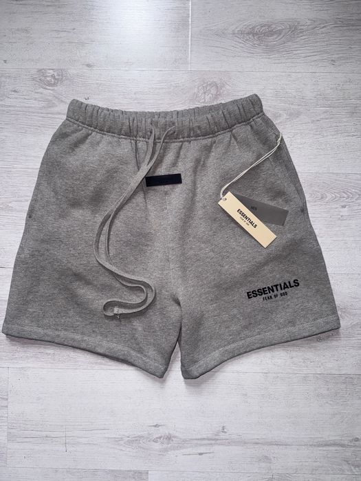 Essentials къси панталони М