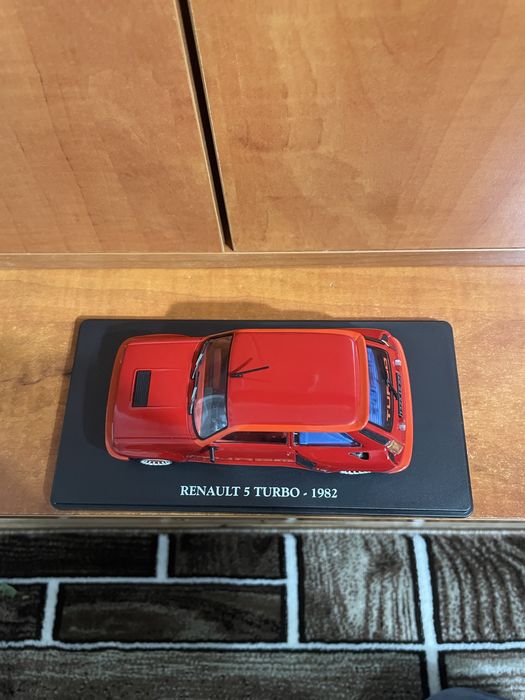 Renault 5 Turbo - Red (1982) Hacette  1/24