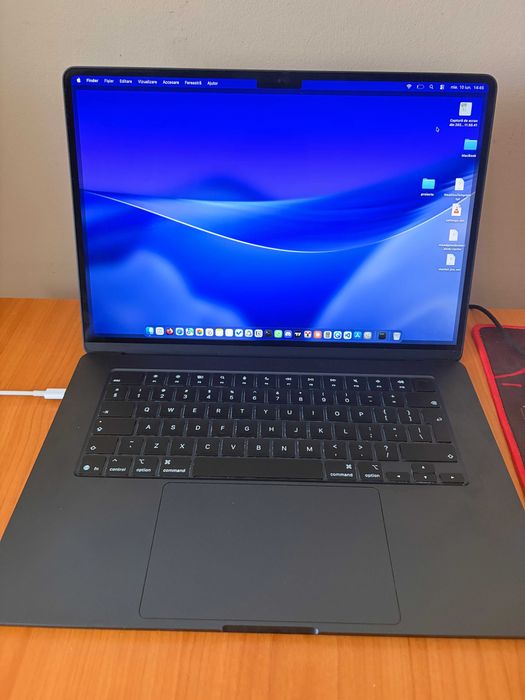 Apple MacBook Air M4 256 gb
