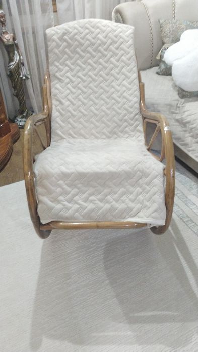 Продается кресло-качалка
