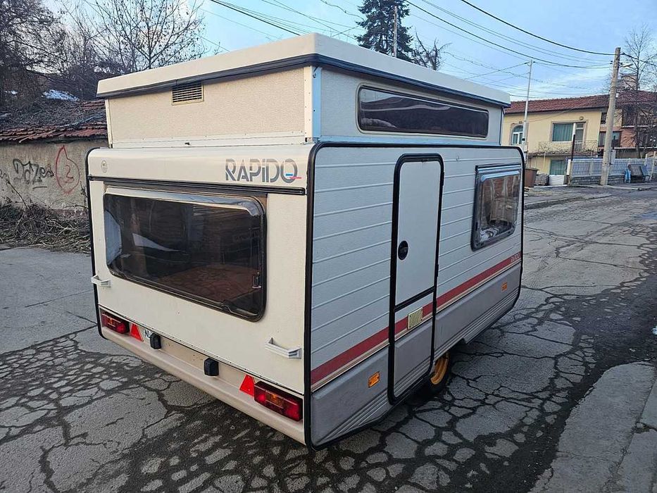 Запазена каравана нов внос от Холандия RAPIDO 750kg