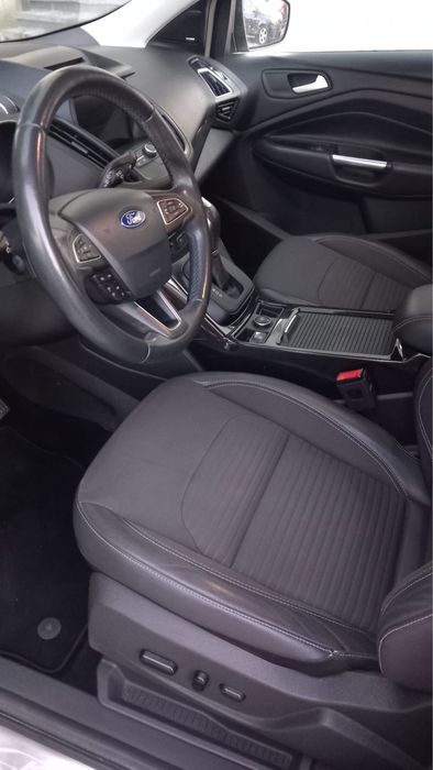 FORD Kuga 2020 — imagine 4