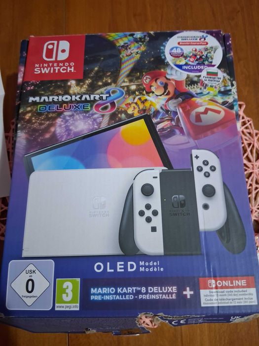Нинтендо Switch + Mariokart 8 Deluxe