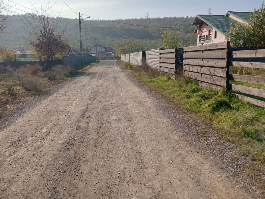 Vând ( Închiriez ) 4500 mp Teren