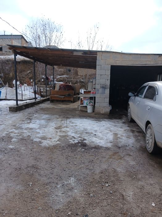 Үй сатылады.13.10