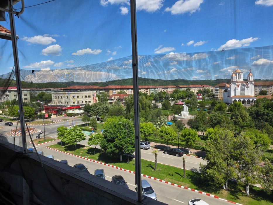 Apartment Motru central 3 camere