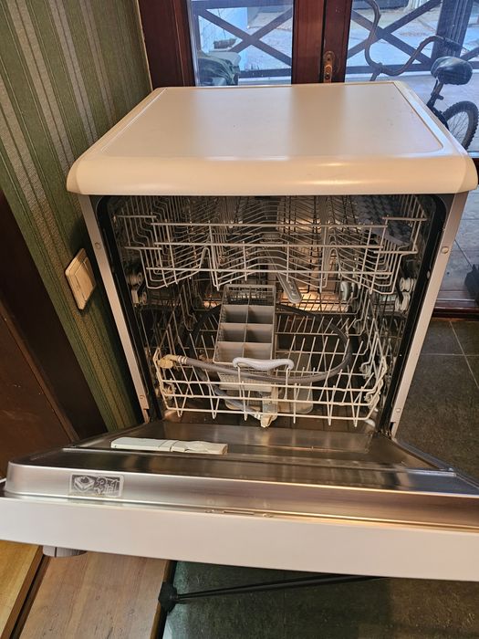 Посудомоечная машина  Веко