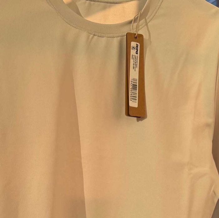 вталена блуза Skims