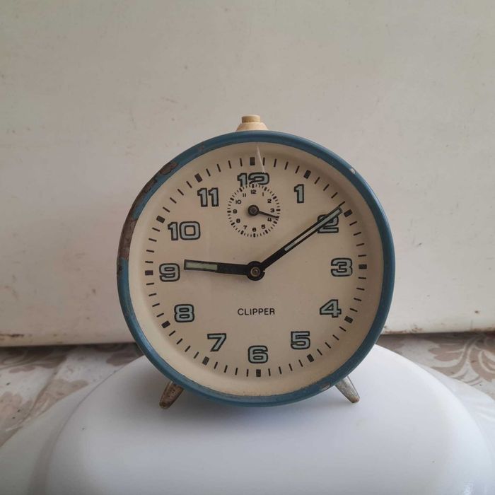 Ceas desteptator de masa - mecanic CLIPPER - Germania pret 90 lei